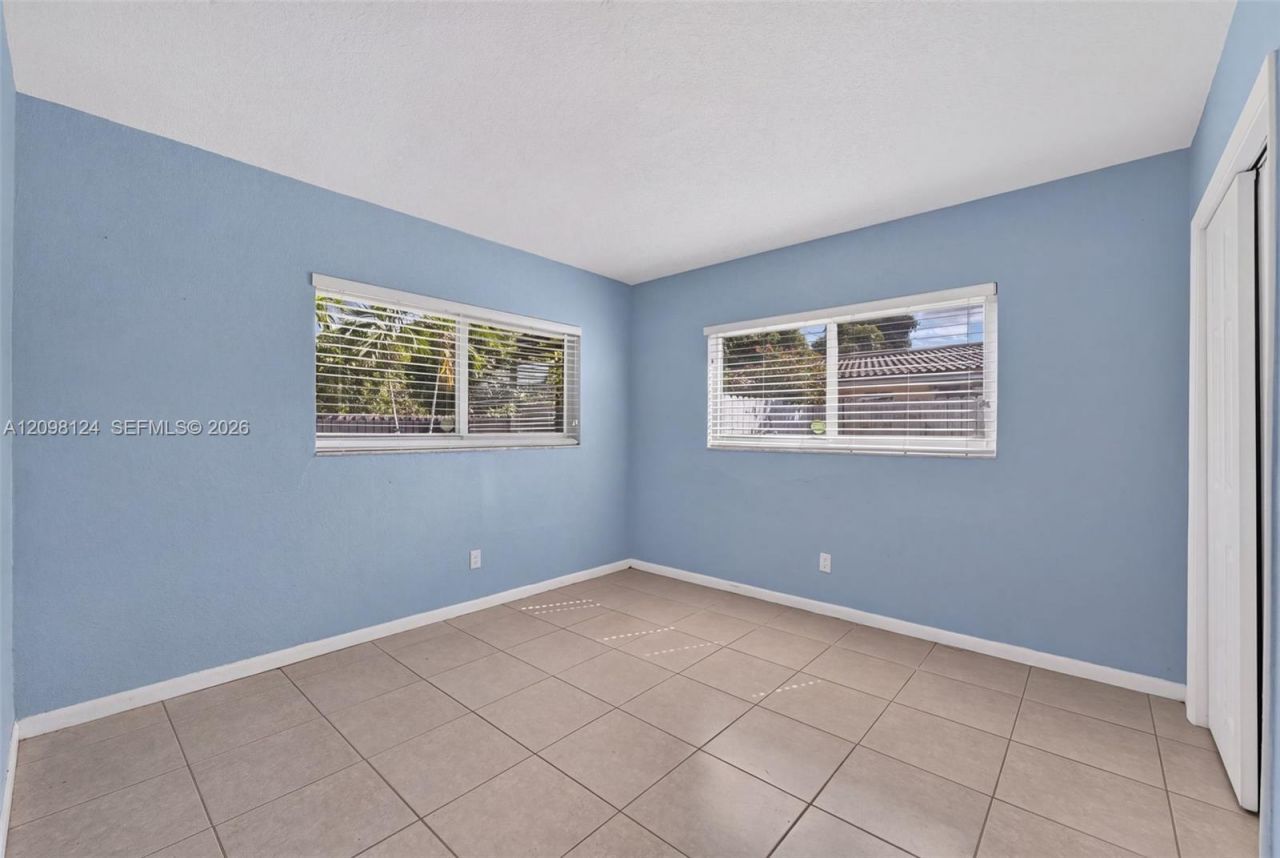 1301 NW 45th St, Fort Lauderdale, FL 33309 Photo