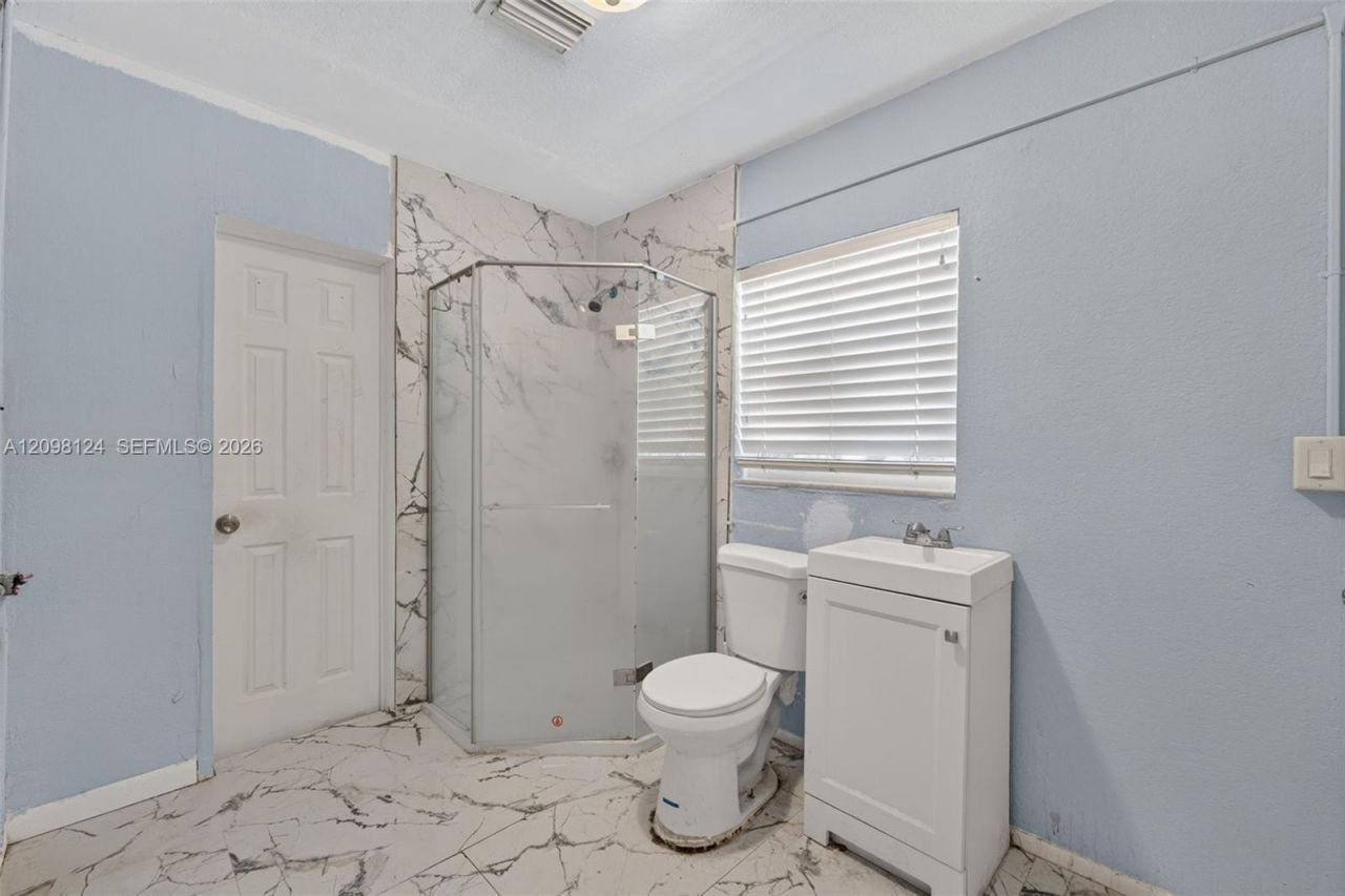 1301 NW 45th St, Fort Lauderdale, FL 33309 Photo