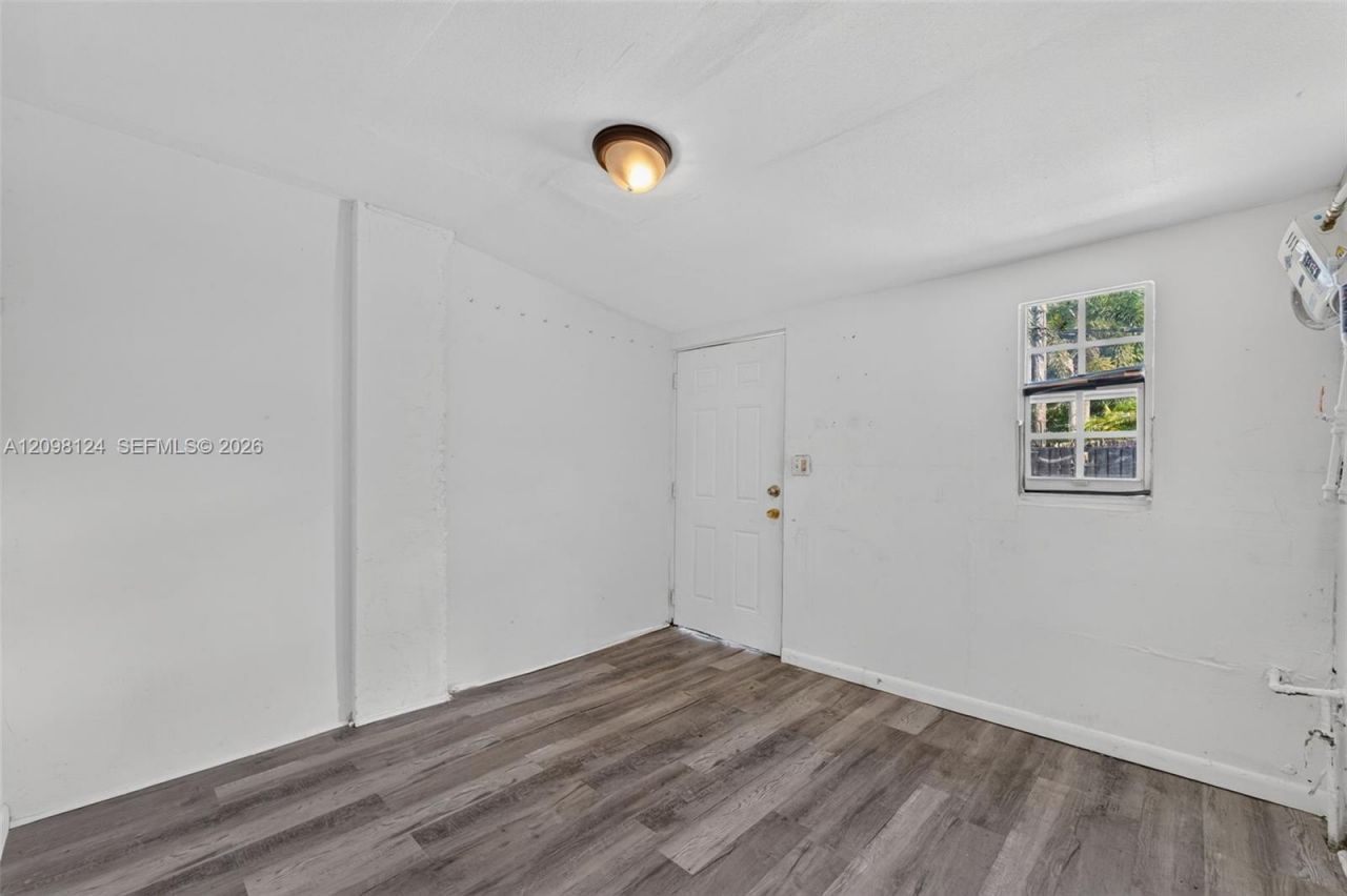 1301 NW 45th St, Fort Lauderdale, FL 33309 Photo