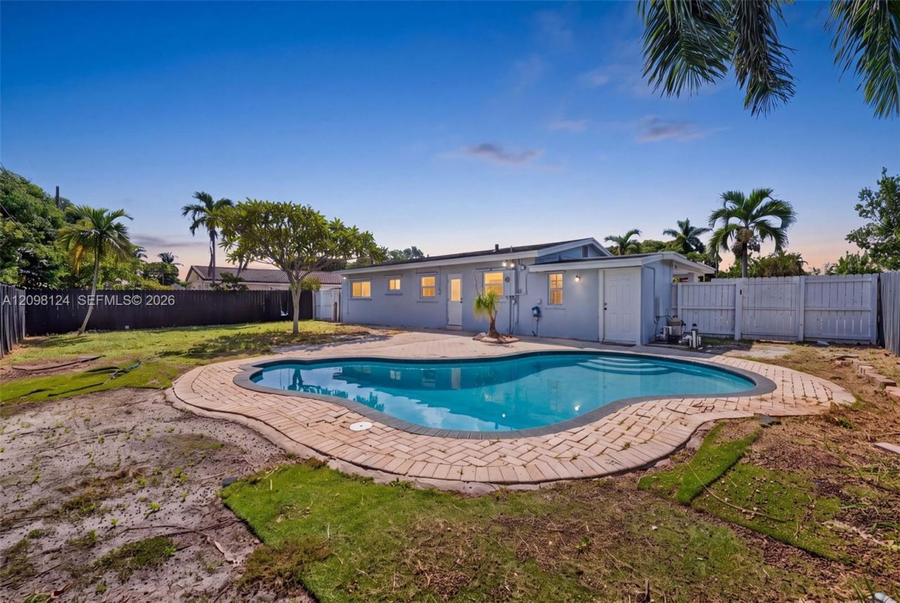 1301 NW 45th St, Fort Lauderdale, FL 33309 Photo