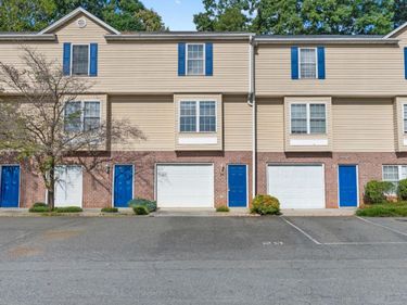 300 McConville Road, Lynchburg, VA 24502