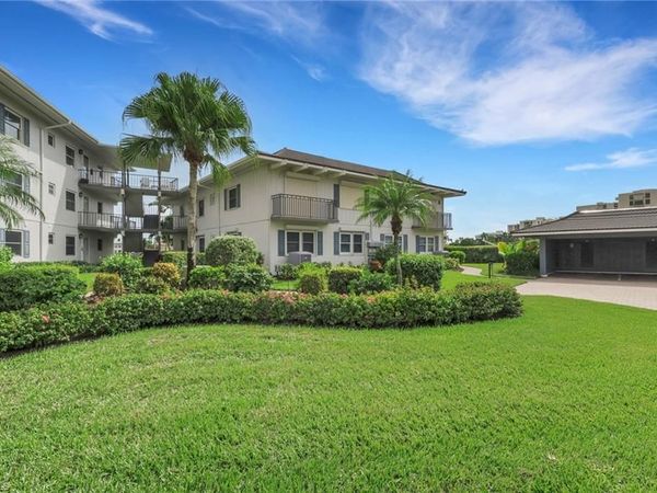 3400 Gulf Shore BLVD N, Unit A2, NAPLES, FL 34103