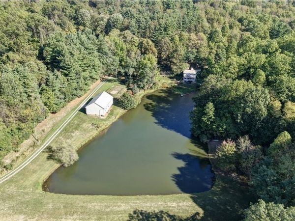 8097 Ore Hill Road SW, Stone Creek, OH 43840