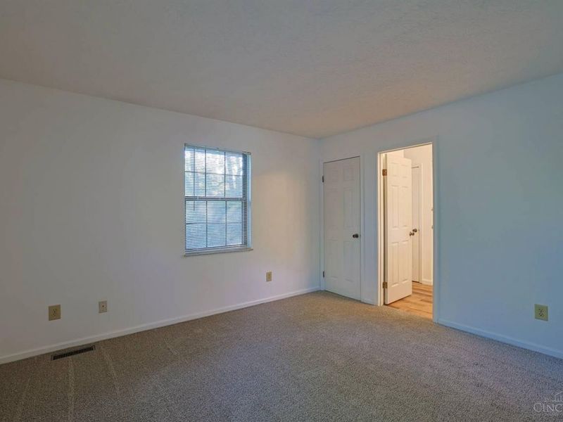 5466 Cedar Breaks Court, Fairfield, OH 45014 Photo 15