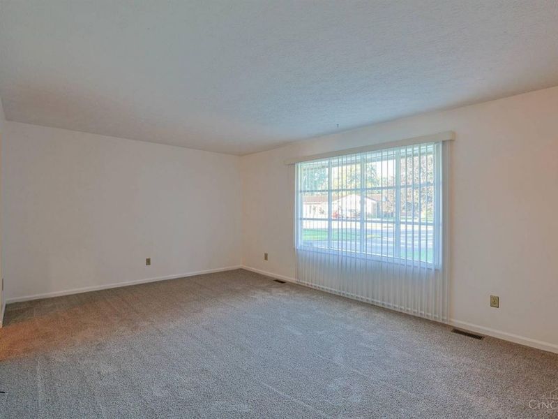 5466 Cedar Breaks Court, Fairfield, OH 45014 Photo 3