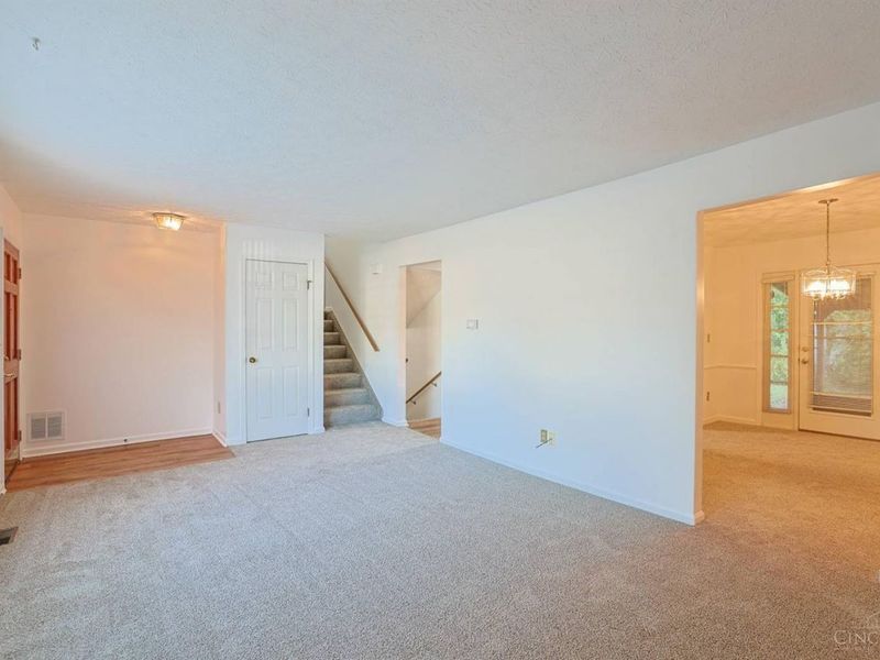 5466 Cedar Breaks Court, Fairfield, OH 45014 Photo 6