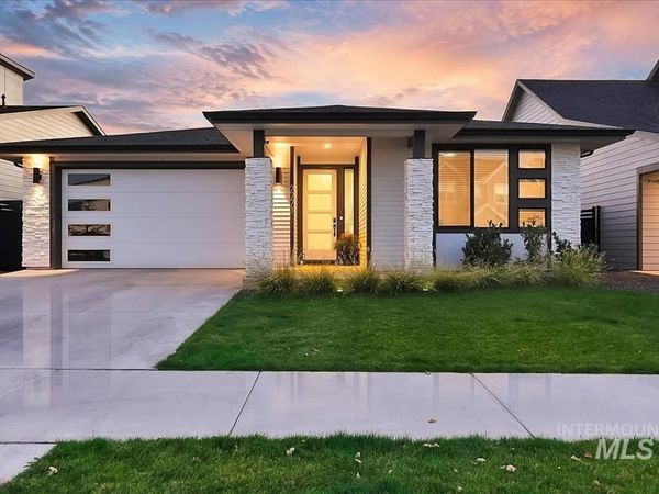 7771 W Daybreak Run Ct, Meridian, ID 83646