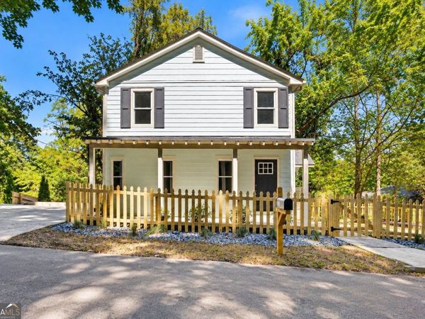 2458 St Joseph Avenue NW, Atlanta, GA 30318