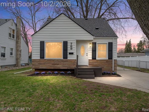 769 Coolidge Avenue, Clawson, Mi 48017