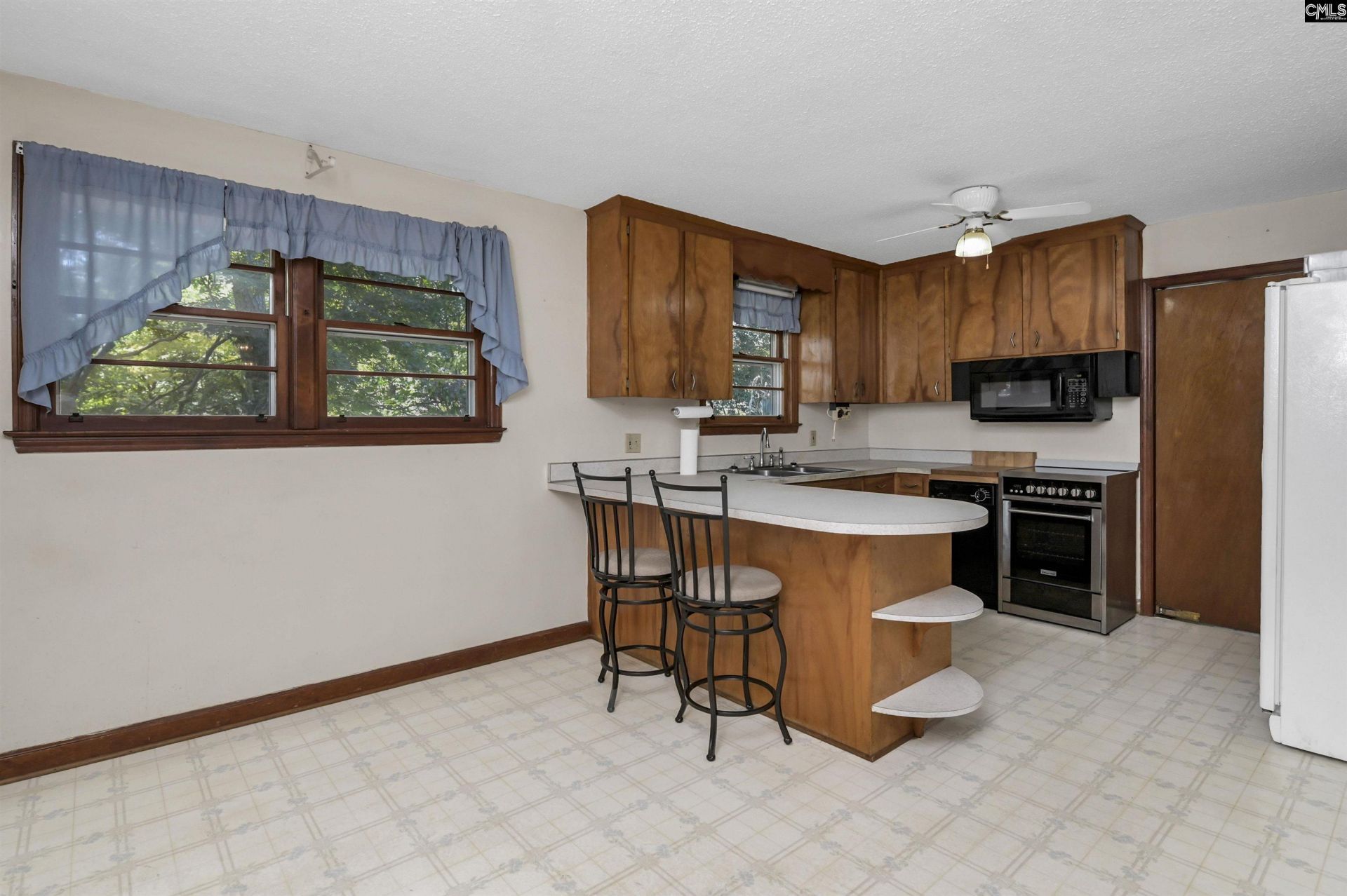 249 Morningside Drive  Photo 17