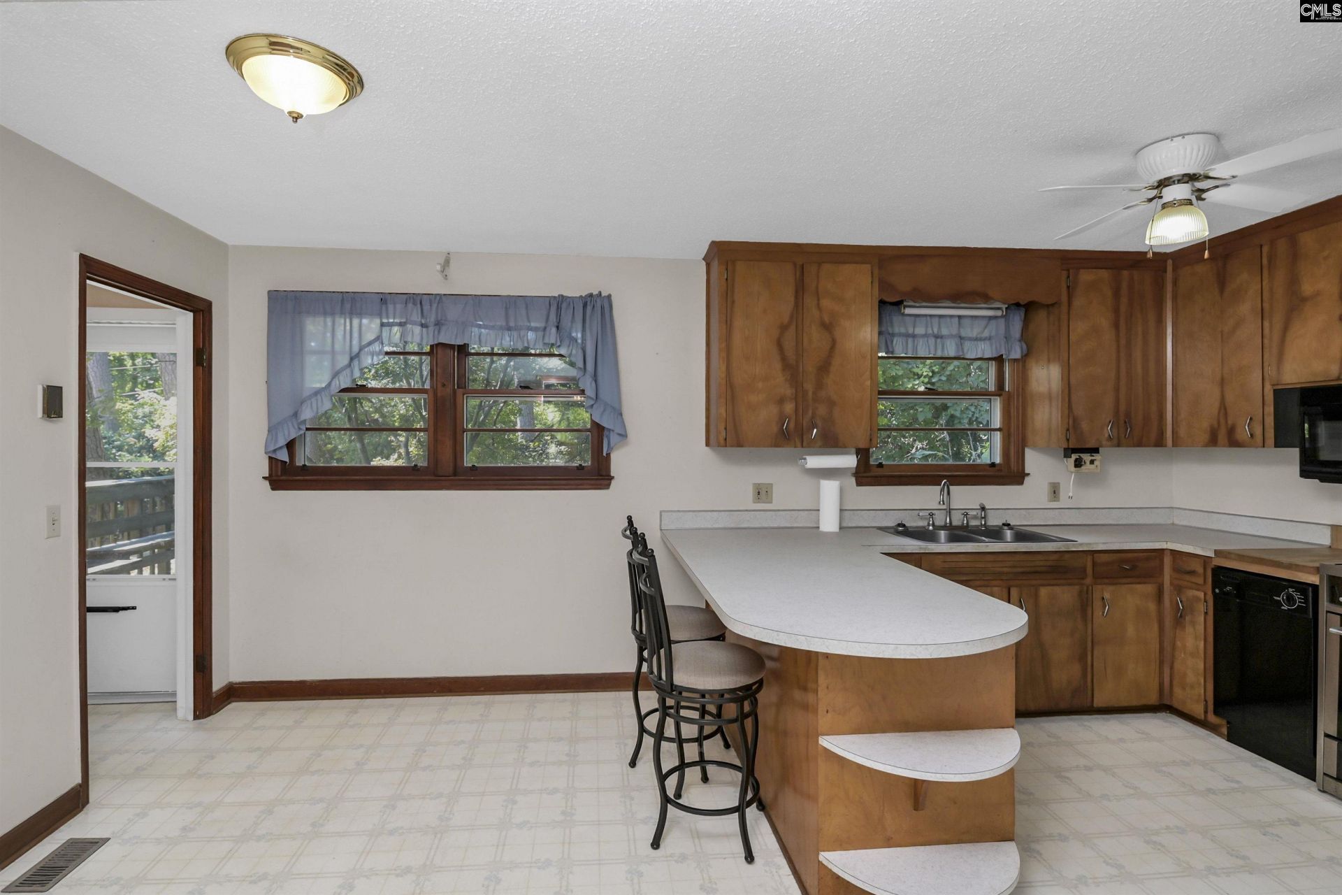 249 Morningside Drive  Photo 18
