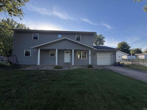 280 NW 9th Street, Linton, IN 47441