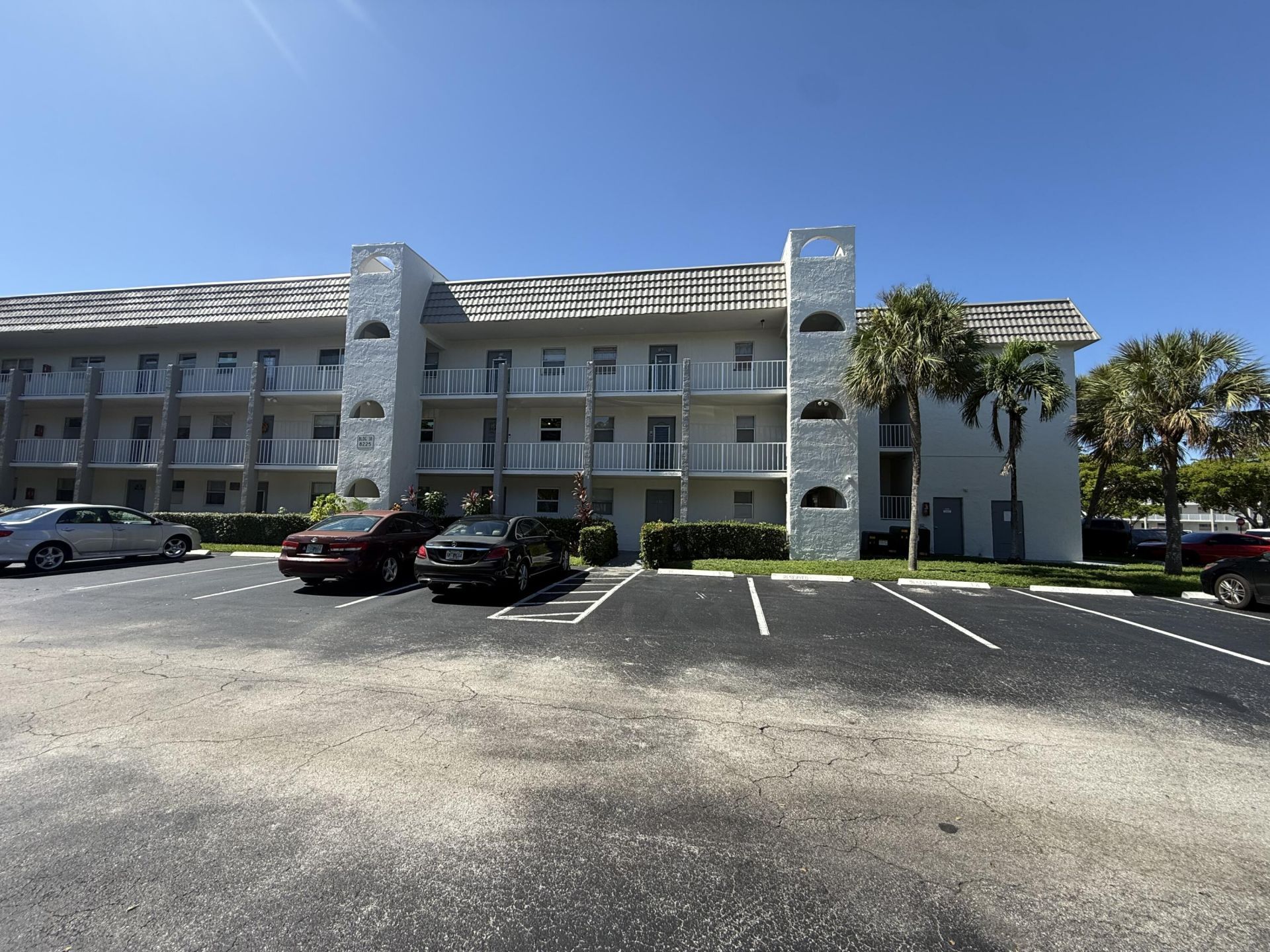 8225 Sunrise Lakes Boulevard, Unit 106, Sunrise, FL 33322 Photo