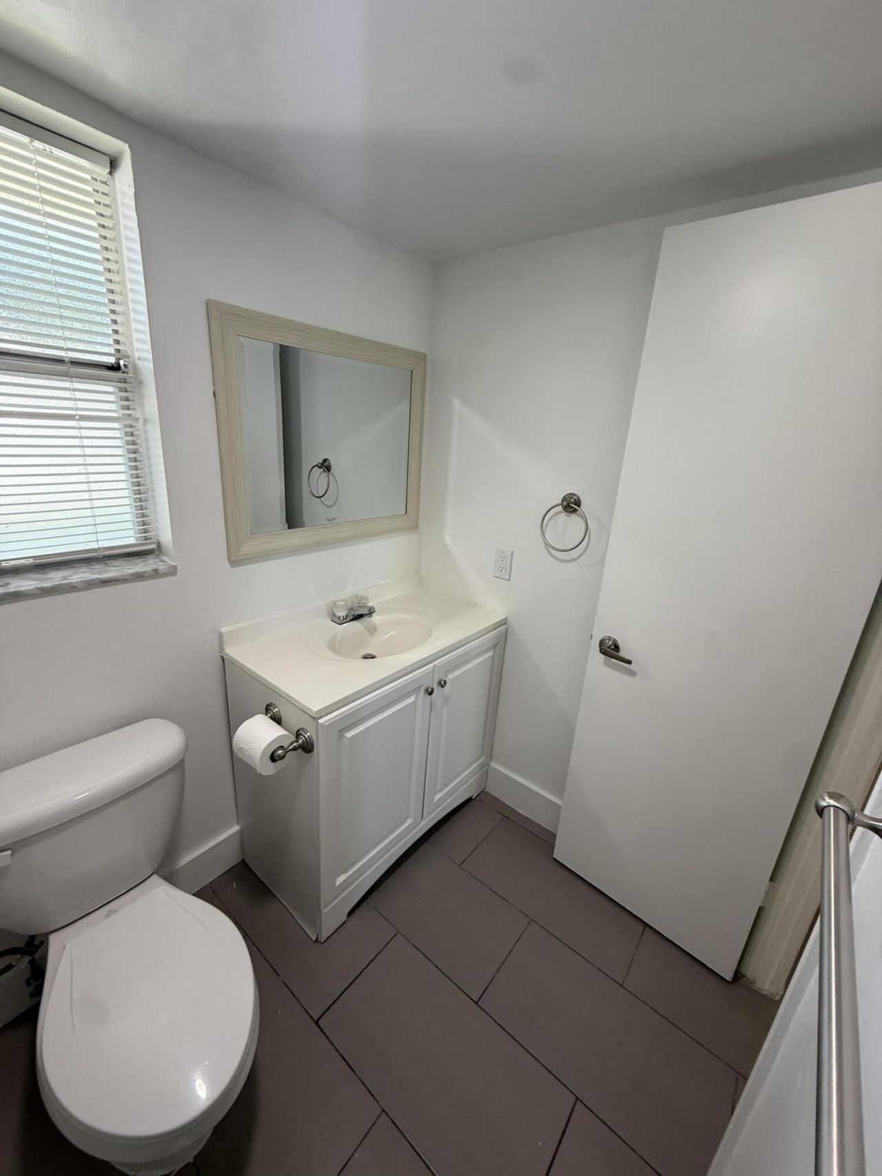 8225 Sunrise Lakes Boulevard, Unit 106, Sunrise, FL 33322 Photo