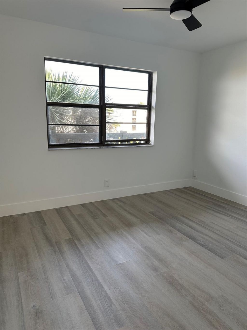 9440 SW 8th Street, Unit 403, Boca Raton, FL 33428 Photo