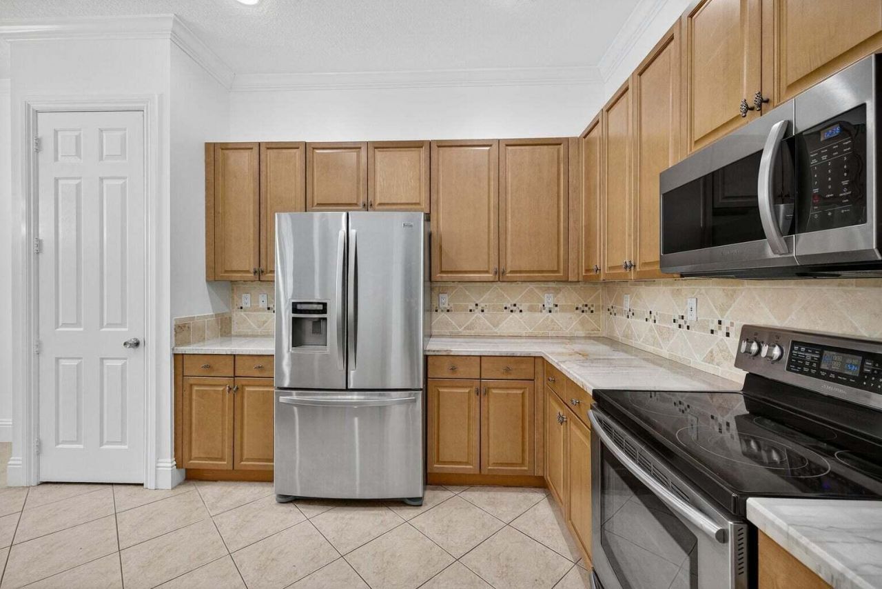 6072 NW 116th Drive, Coral Springs, FL 33076 Photo