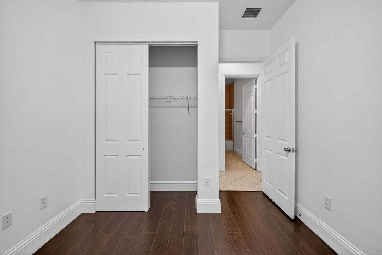 6072 NW 116th Drive, Coral Springs, FL 33076 Photo