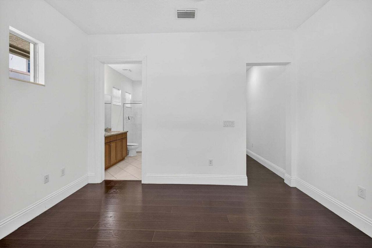 6072 NW 116th Drive, Coral Springs, FL 33076 Photo