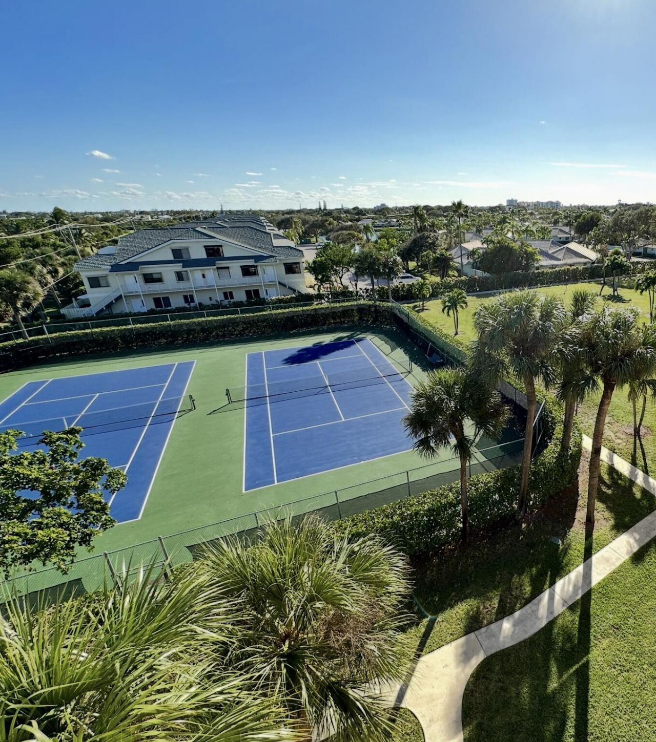 275 Palm Avenue, Unit A404, Jupiter, FL 33477 Photo
