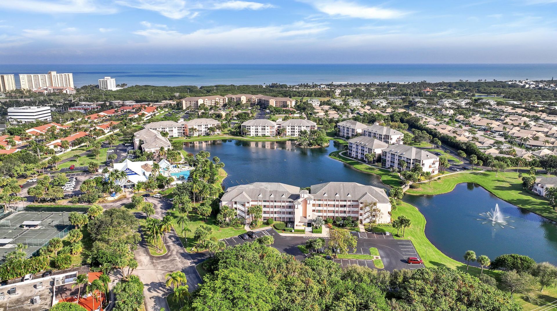 275 Palm Avenue, Unit A404, Jupiter, FL 33477 Photo
