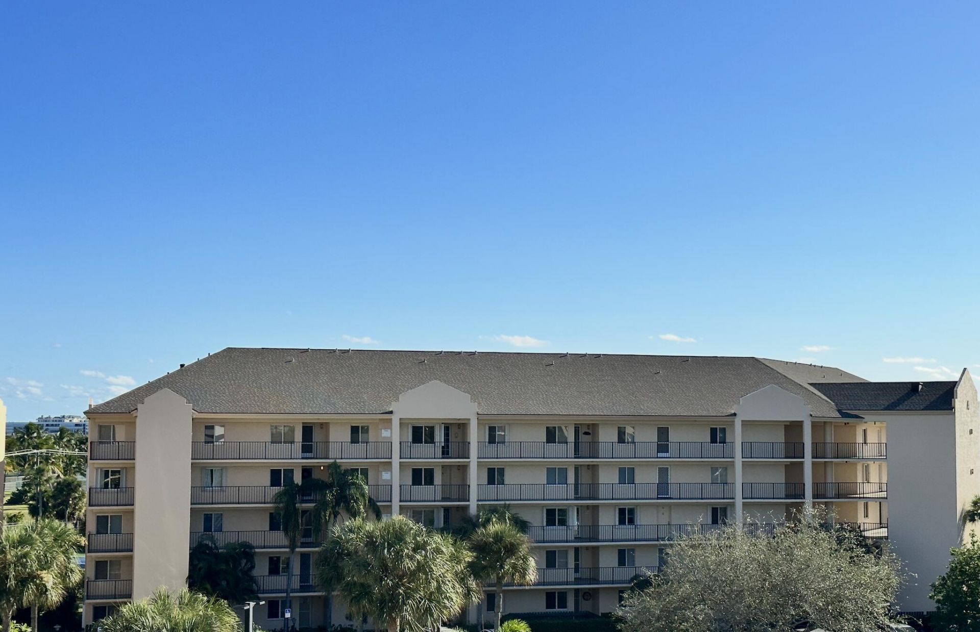 275 Palm Avenue, Unit A404, Jupiter, FL 33477 Photo