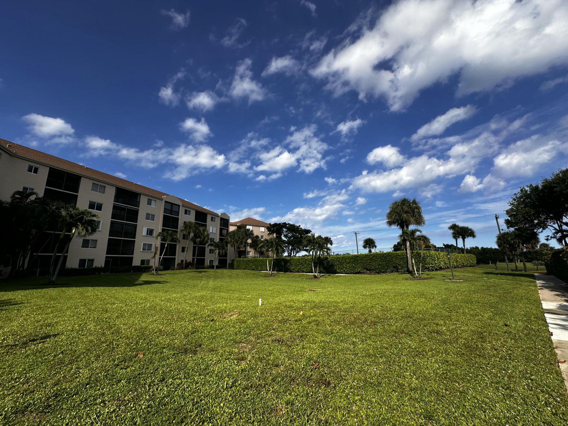 275 Palm Avenue, Unit A404, Jupiter, FL 33477 Photo