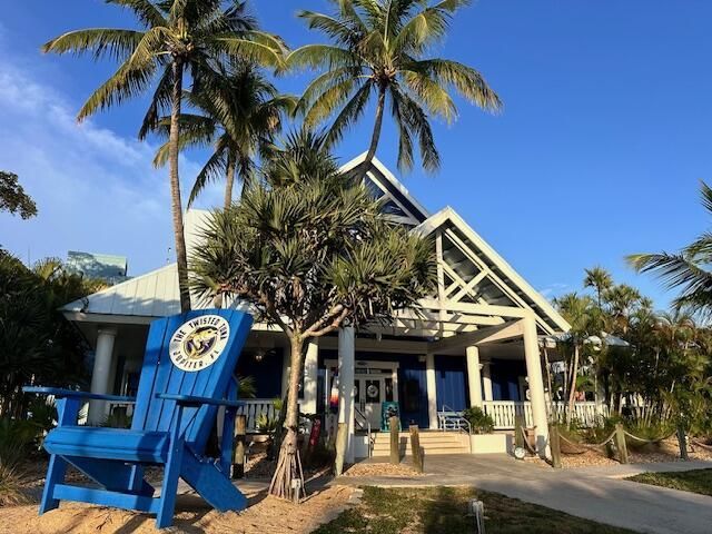 275 Palm Avenue, Unit A404, Jupiter, FL 33477 Photo