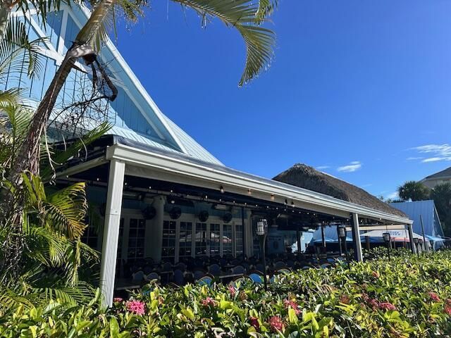 275 Palm Avenue, Unit A404, Jupiter, FL 33477 Photo