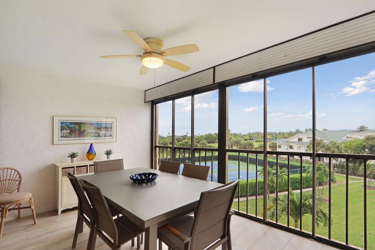 275 Palm Avenue, Unit A404, Jupiter, FL 33477 Photo