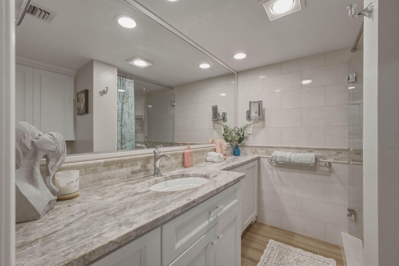 1950 SW Palm City Road, Unit 5-106, Stuart, FL 34994 Photo