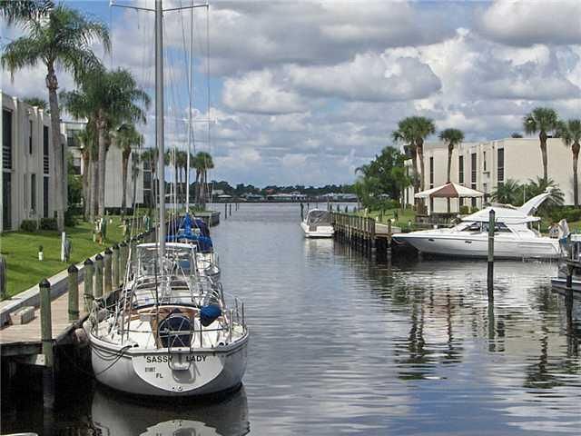 1950 SW Palm City Road, Unit 5-106, Stuart, FL 34994 Photo