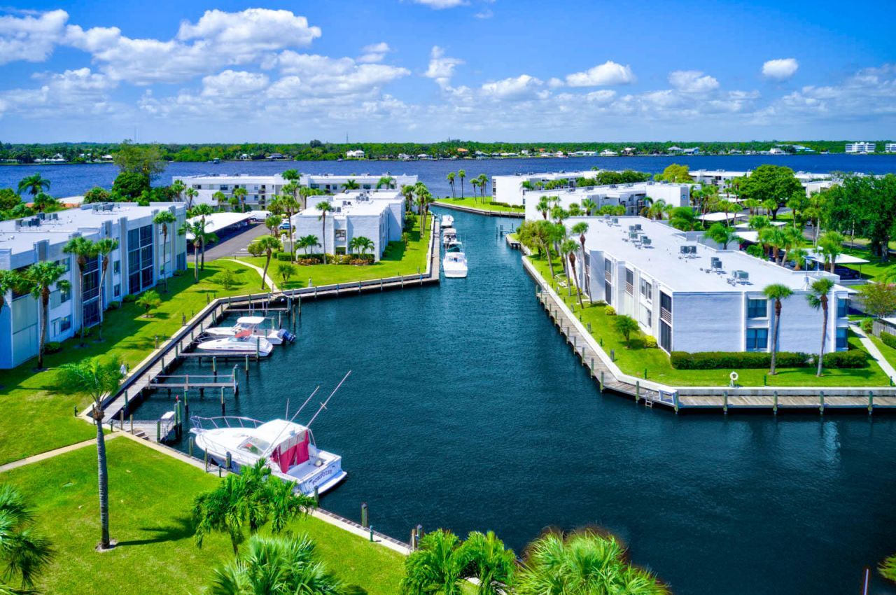 1950 SW Palm City Road, Unit 5-106, Stuart, FL 34994 Photo