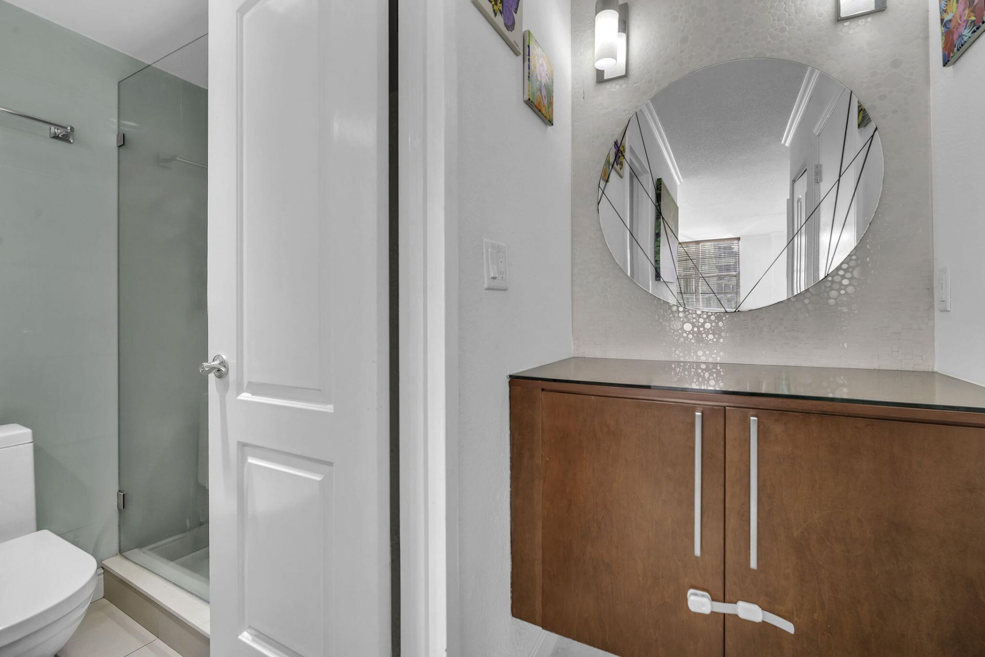 230 174th Street, Unit Apt 417, Sunny Isles Beach, FL 33160 Photo