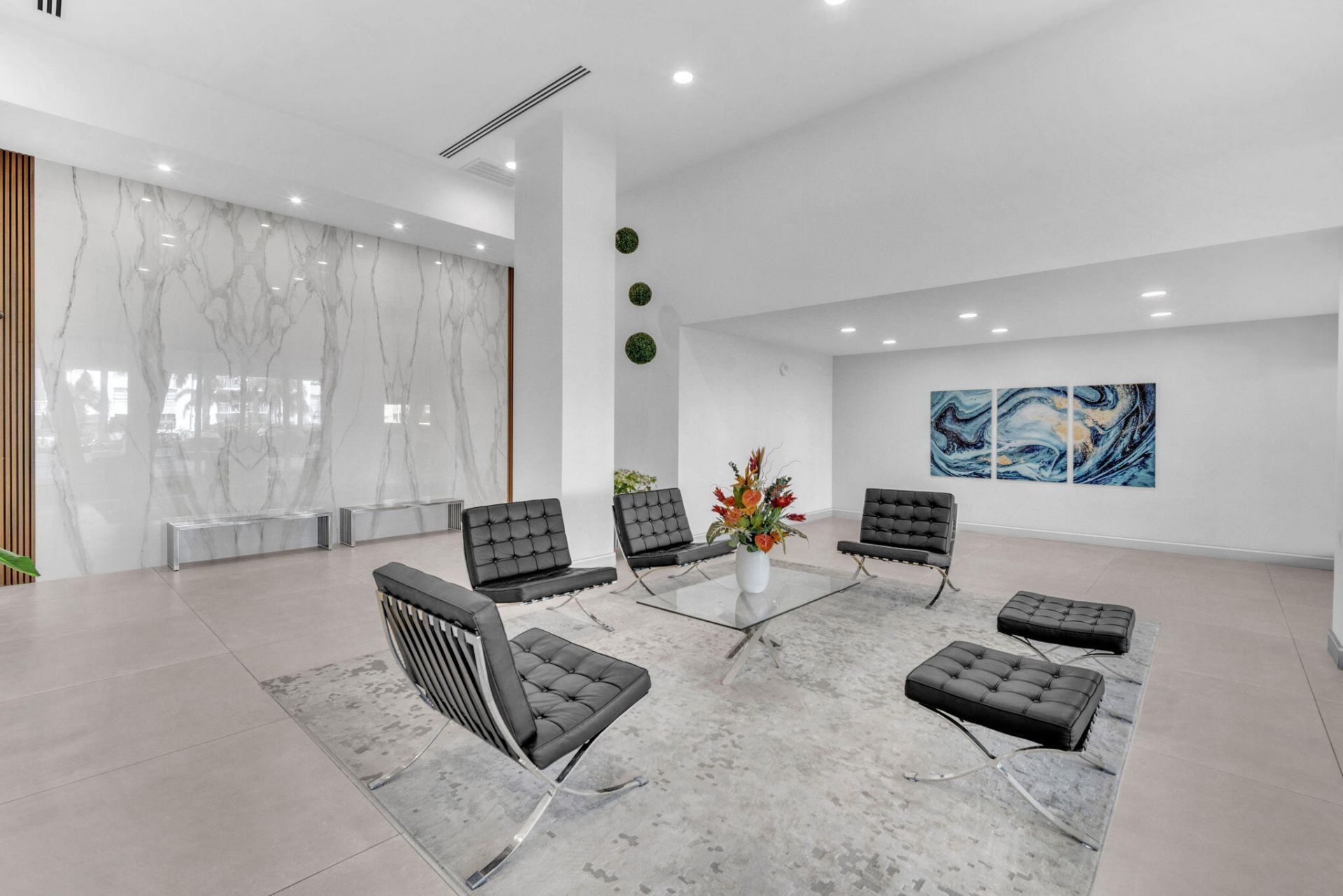 230 174th Street, Unit Apt 417, Sunny Isles Beach, FL 33160 Photo