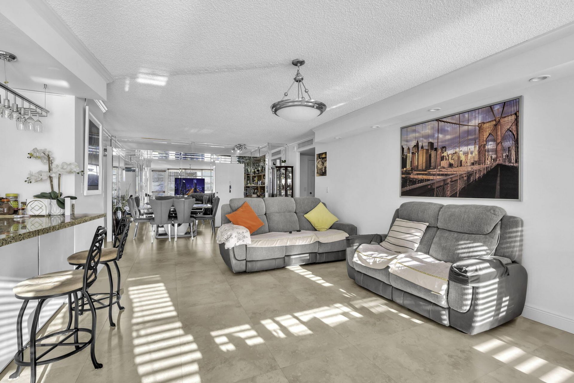 230 174th Street, Unit Apt 417, Sunny Isles Beach, FL 33160 Photo