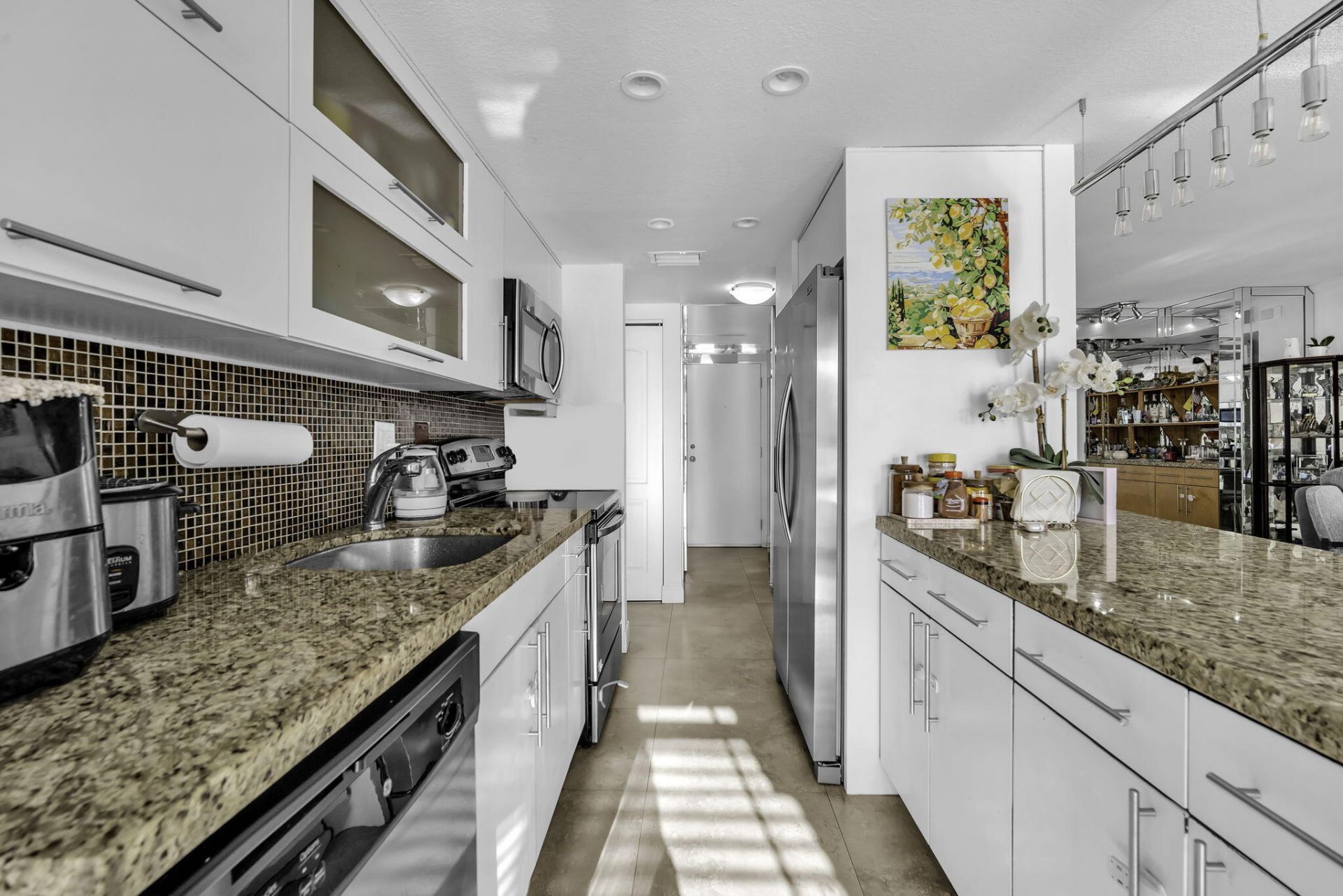 230 174th Street, Unit Apt 417, Sunny Isles Beach, FL 33160 Photo