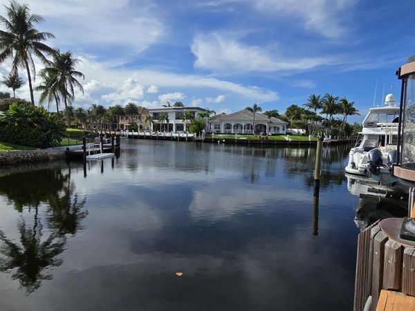 4011 NE 27th Terrace, Lighthouse Point, FL 33064