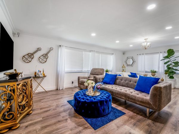 1040 Crystal Lake Drive, Unit 3, Pompano Beach, FL 33064