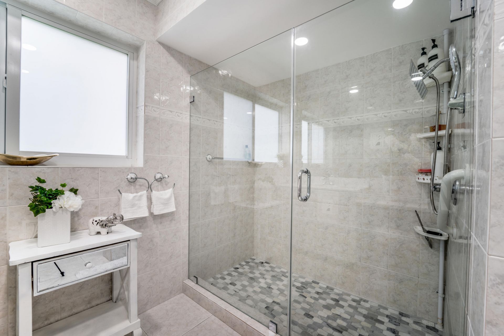 1040 Crystal Lake Drive, Unit 3, Pompano Beach, FL 33064 Photo