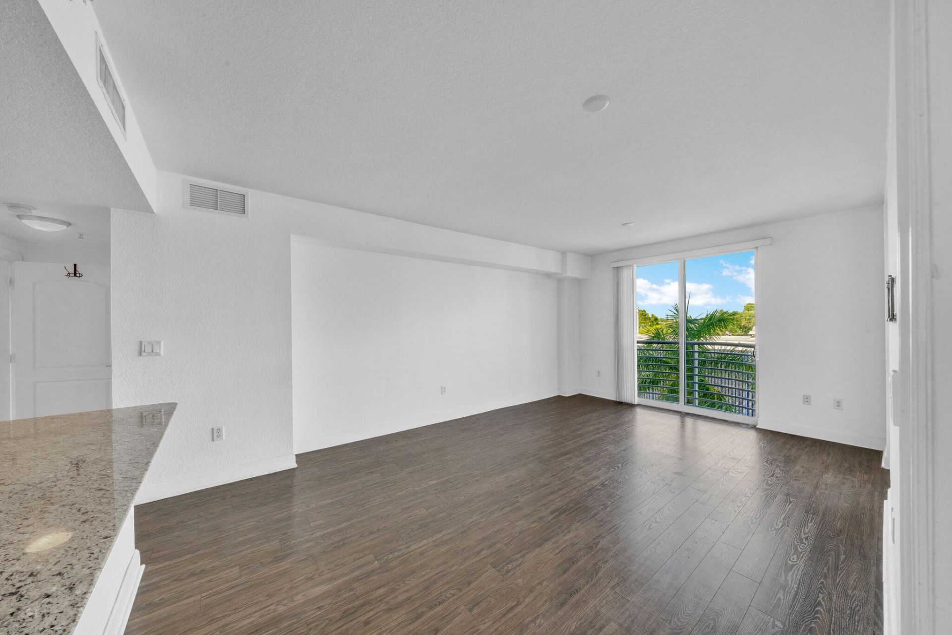 1830 Radius Drive, Unit 307, Hollywood, FL 33020 Photo