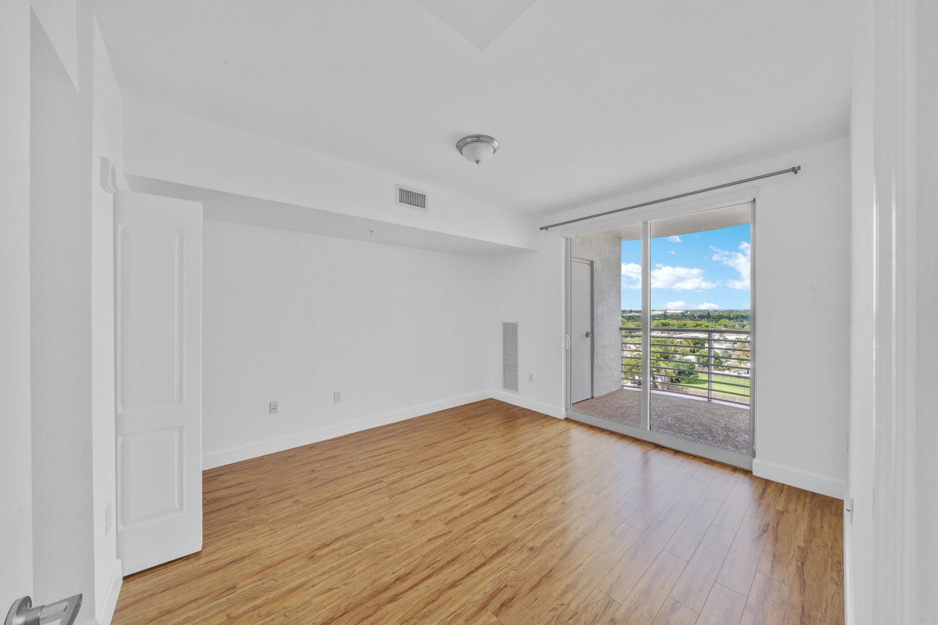 1830 Radius Drive, Unit 1009, Hollywood, FL 33020 Photo