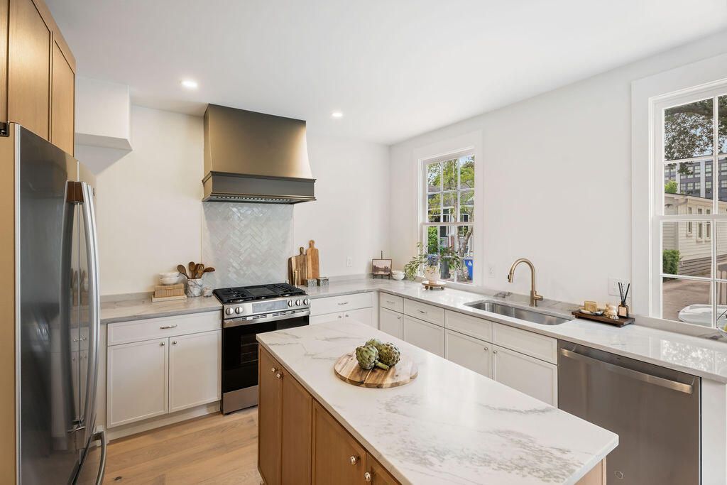 20 Addison Street Photo 4