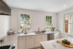 20 Addison Street photo 4