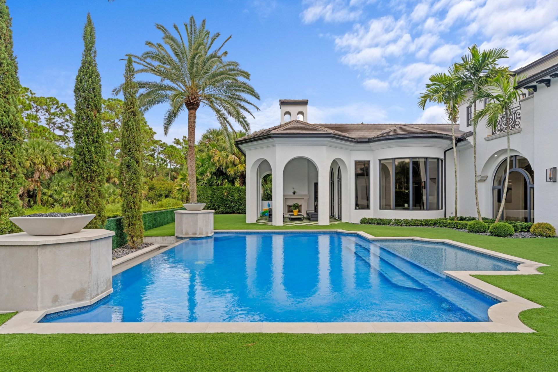 111 Via Palacio, Palm Beach Gardens, FL 33418 Photo