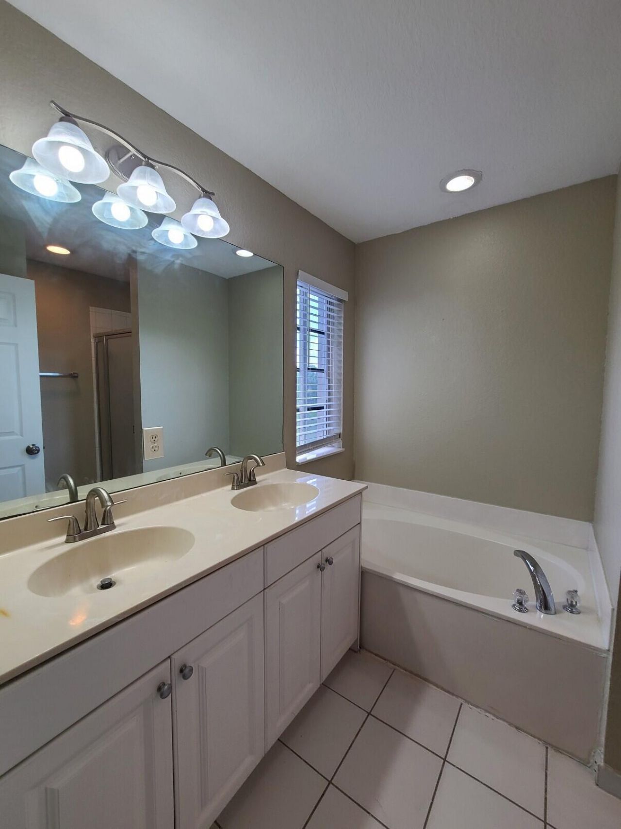 1228 Lucaya Drive, Riviera Beach, FL 33404 Photo