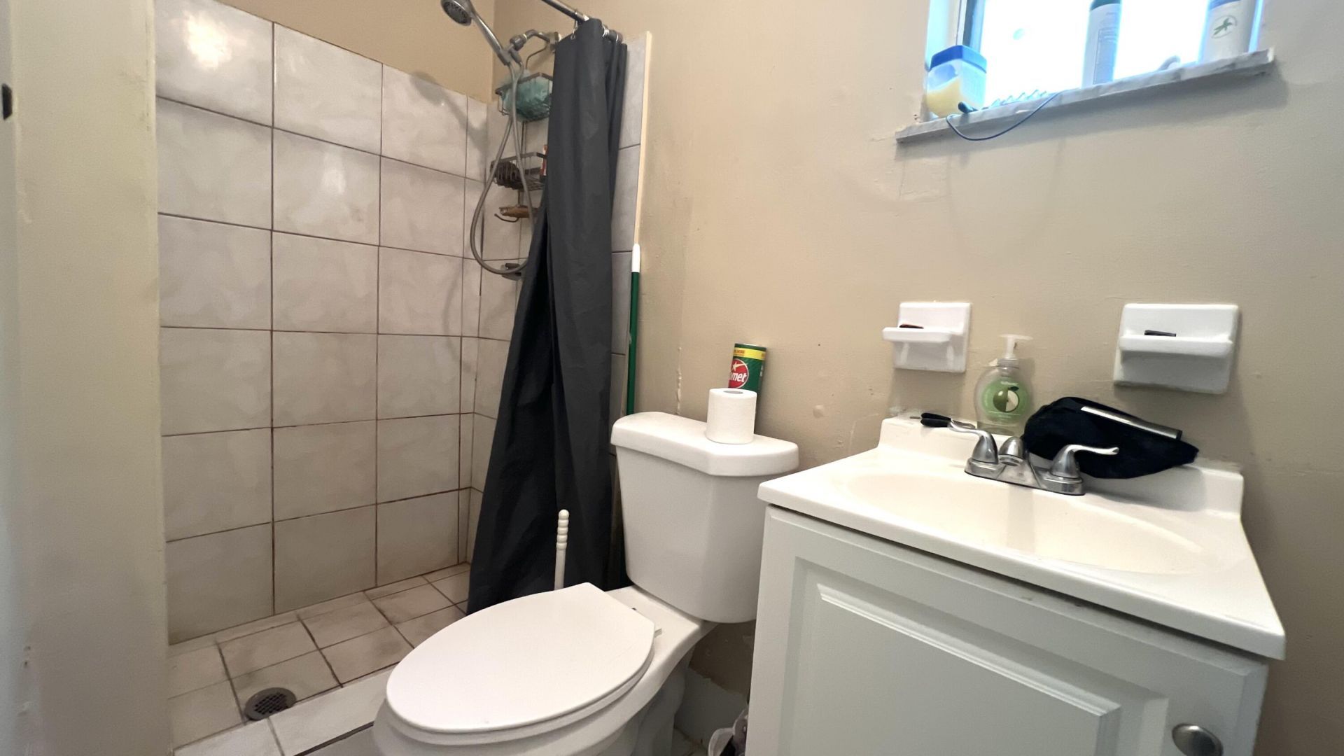 3999 NW 36th Street, Lauderdale Lakes, FL 33309 Photo