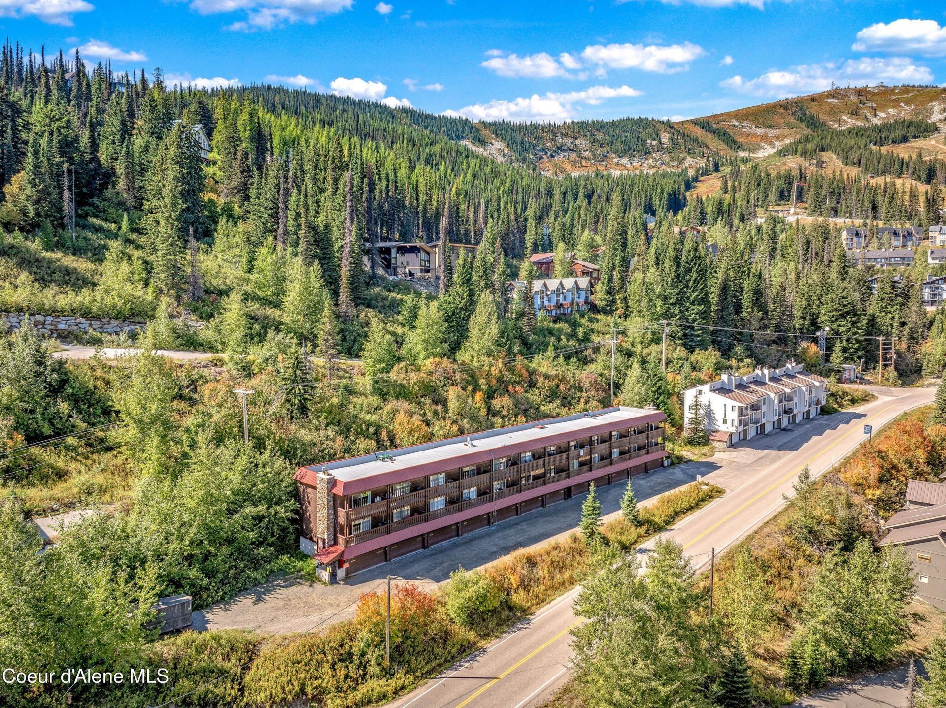 8754 Schweitzer Mountain Rd primary photo