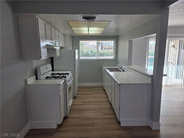 1405 Vegas Valley Drive , Unit 216, Las Vegas, NV 89169