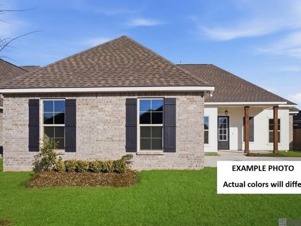 1380 Lakehaven Dr, Gonzales, LA 70737