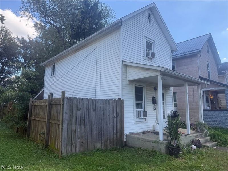 522 S 10th Street, Coshocton, OH 43812 Photo 3